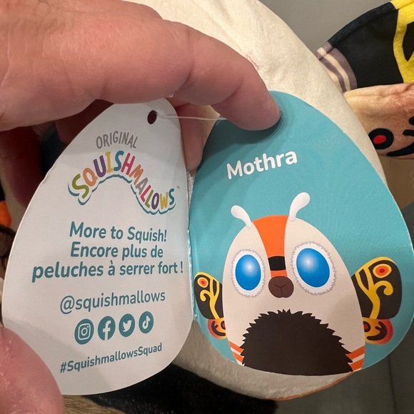 - Squishmellow mothra 10” - Picture 2 of 3